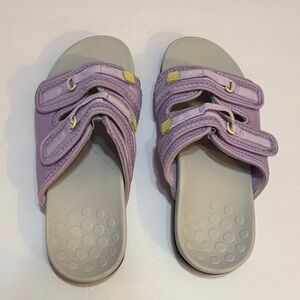 Purple Vionic women’s Sarah Slide Sandals size 8 NWOT